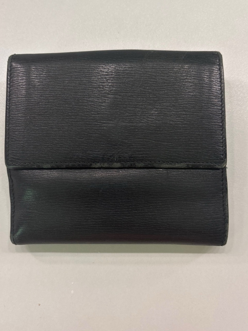 Gucci Black Leather Snap Wallet with Silver Hardware - Picture 4 of 6